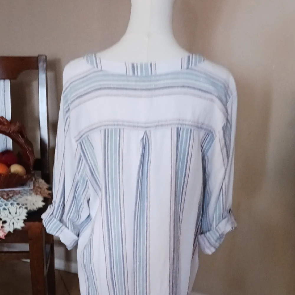 CJ Banks White and Blue Striped Blouse - Picture 4 of 8